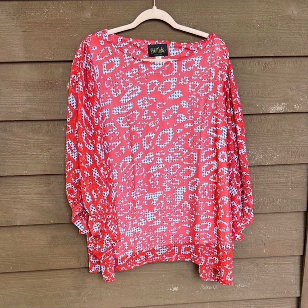 Bob Mackie flowy abstract black and red shirt size 2X